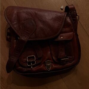 Classic Brown Leather Messenger Bag